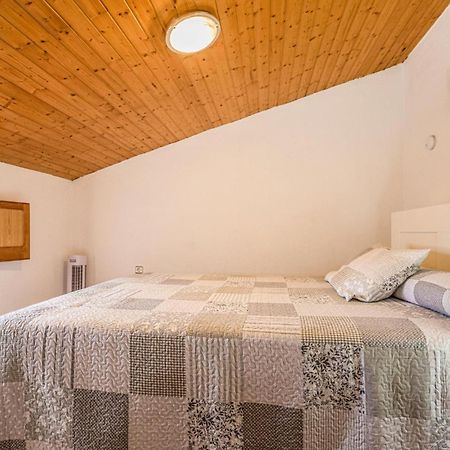 Awesome Home In Riells I Viabrea With Wifi Breda Exterior foto