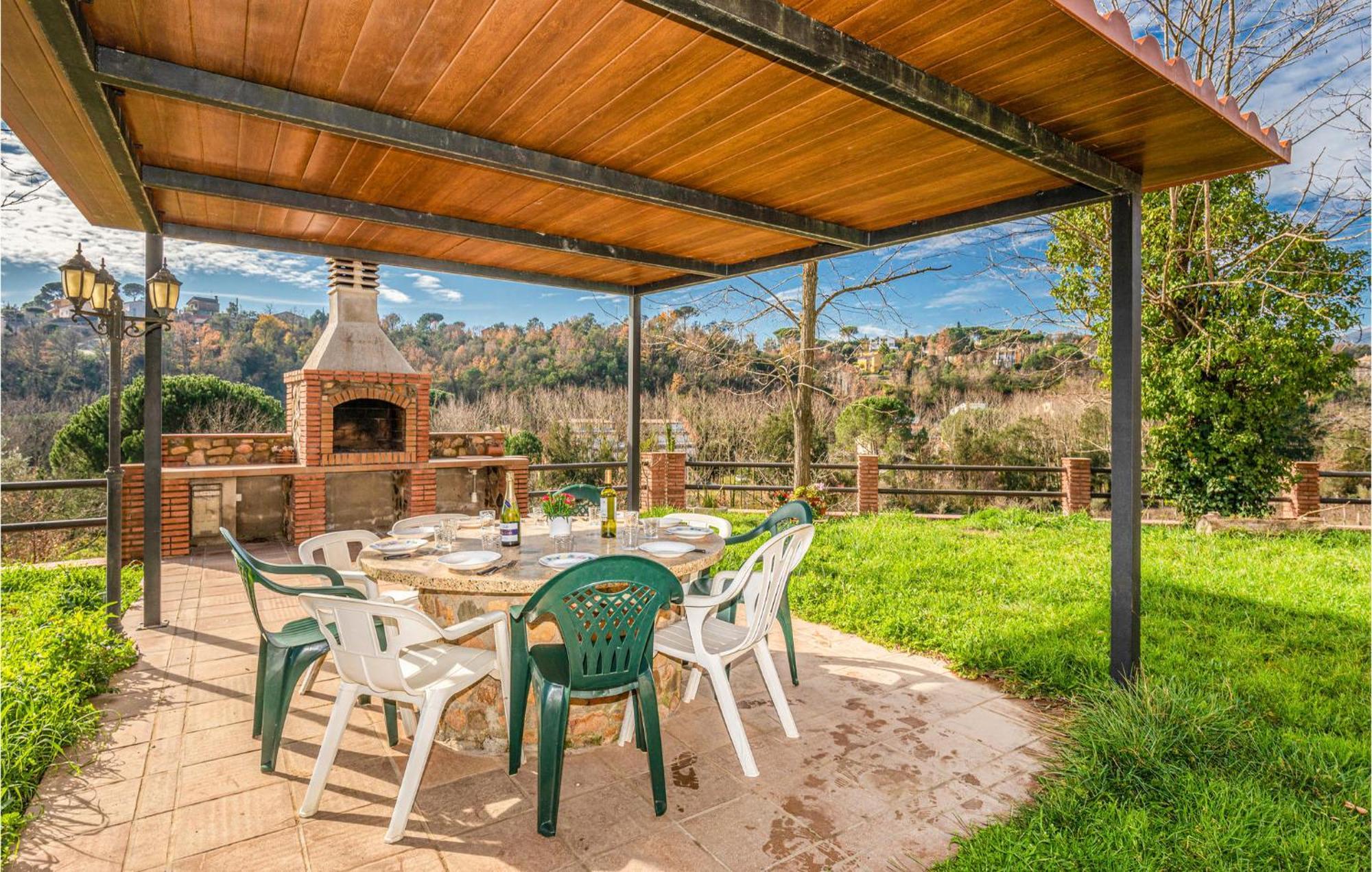 Awesome Home In Riells I Viabrea With Wifi Breda Exterior foto